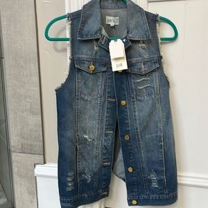 Oversized jean vest